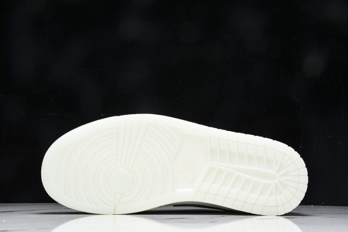 Jordan 1 Retro Low OG Year of the Snake HF3144-100