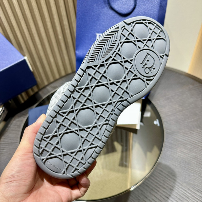 D1R* B9S COPSHOE DR-330