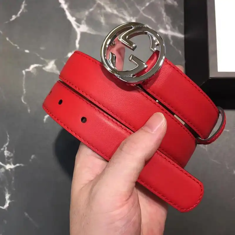 G*u*i s belte 1905bl0158