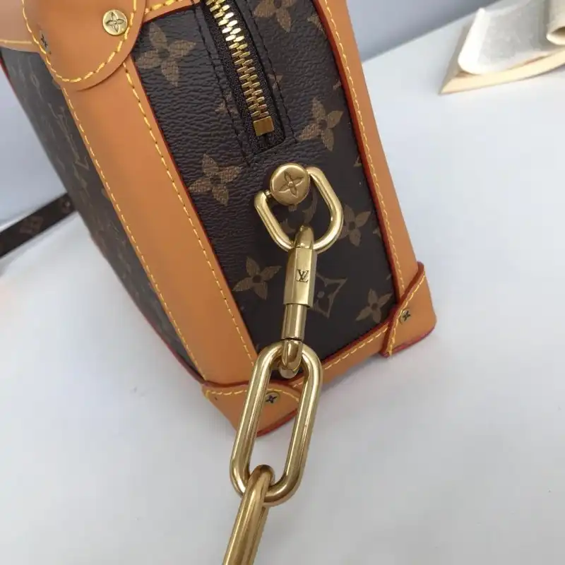 LV Bags 19B570296