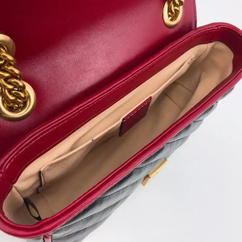 G*u*i bags 19b57g0016