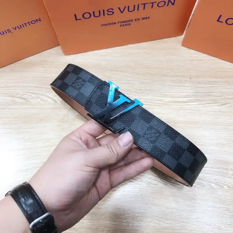 LV s Belte 19XIA0027
