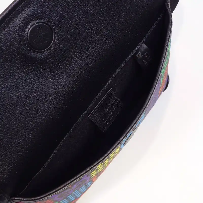 G*u*i bags 20dj570044