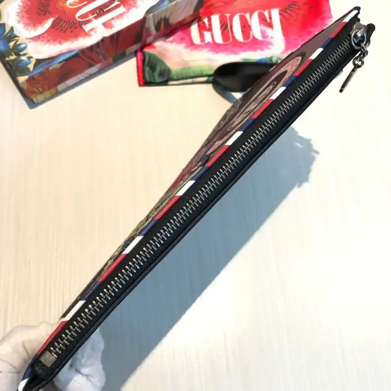 G*u*i bags 20guc0095