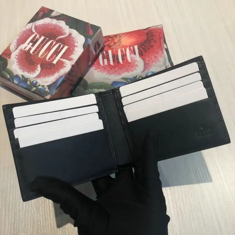 G*u*i bags 20guc0127