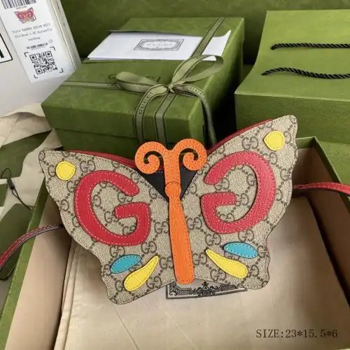 G*u*i s bags 2108ya0001