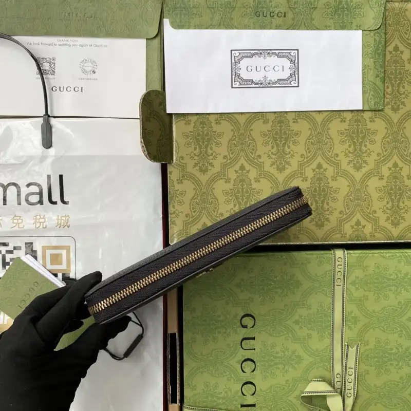 G*u*i s bags 2108ya0091