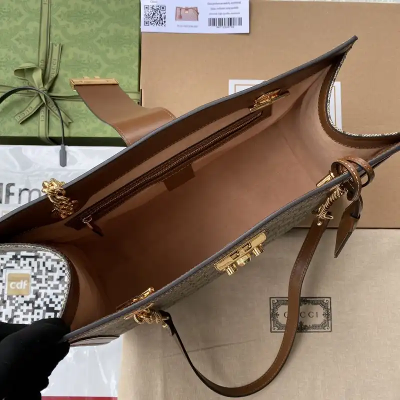 G*u*i s bags 2108ya0099