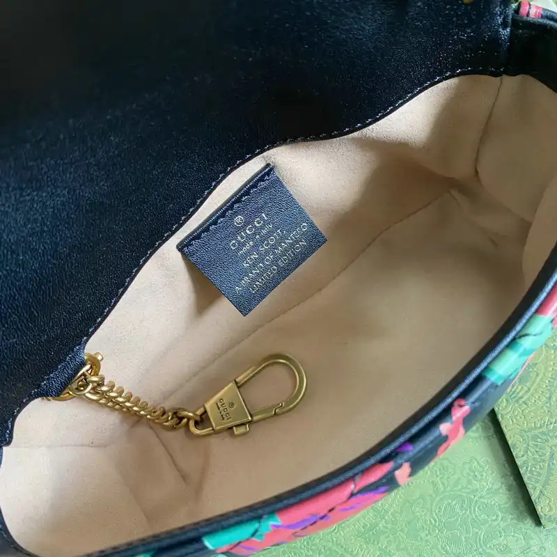 G*u*i bag 2112ya0079