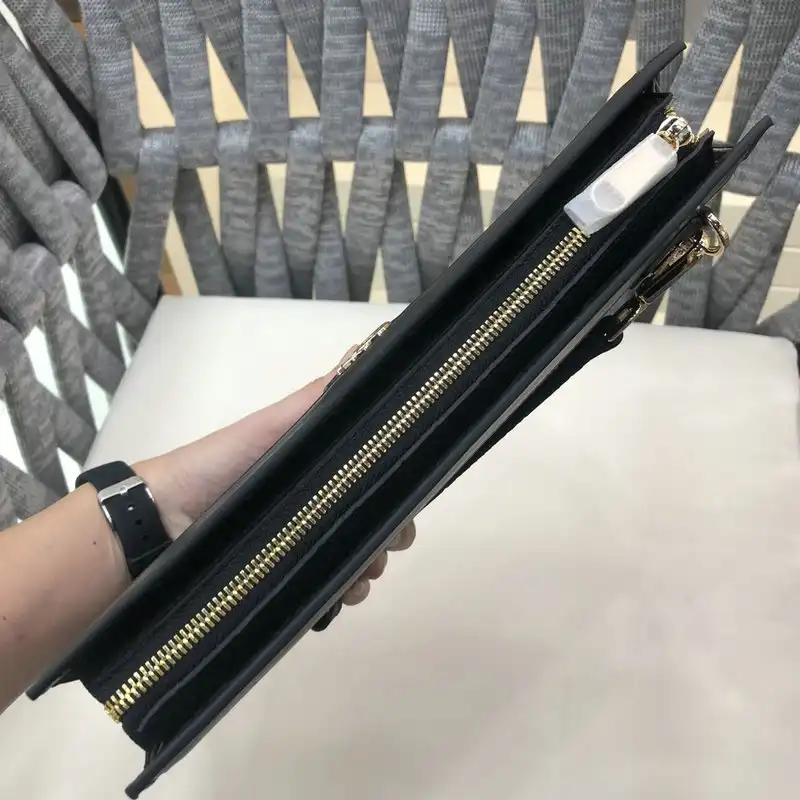 G*u*i bag 2112yz0065