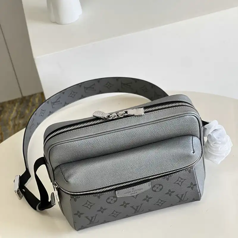 LV Bag 2206YA0053