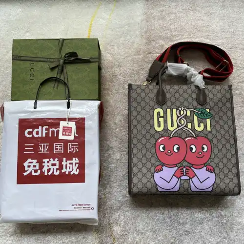 G*u*i bag 2207ya0009