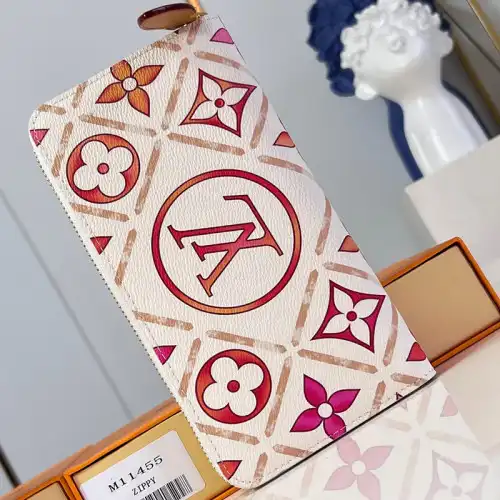 G*u*i bags 2407yz0105