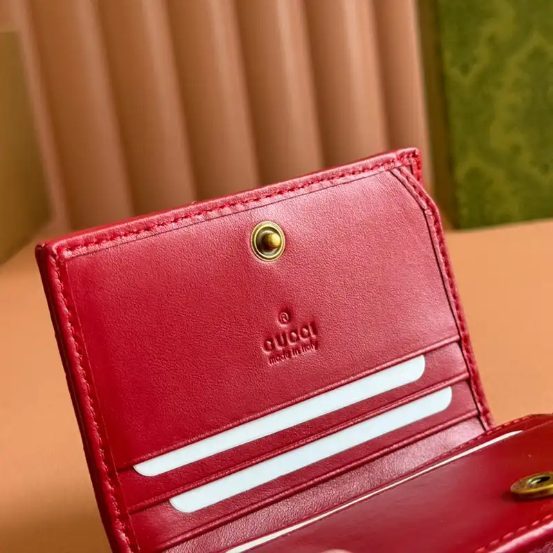 G*u*i bags 2407yz0242