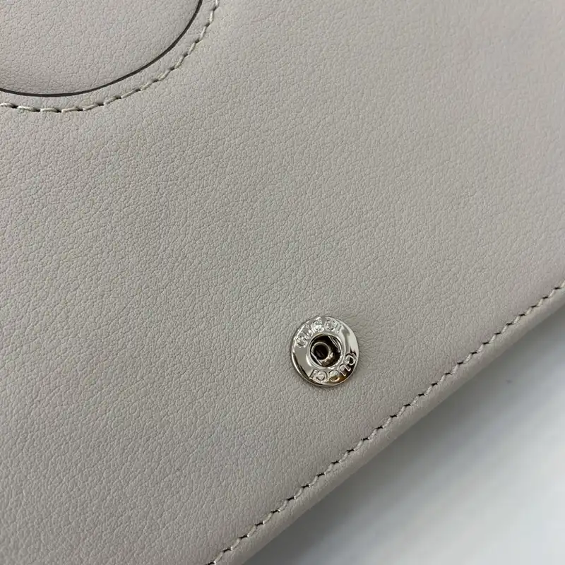 G*u*i bags 2407yz0256