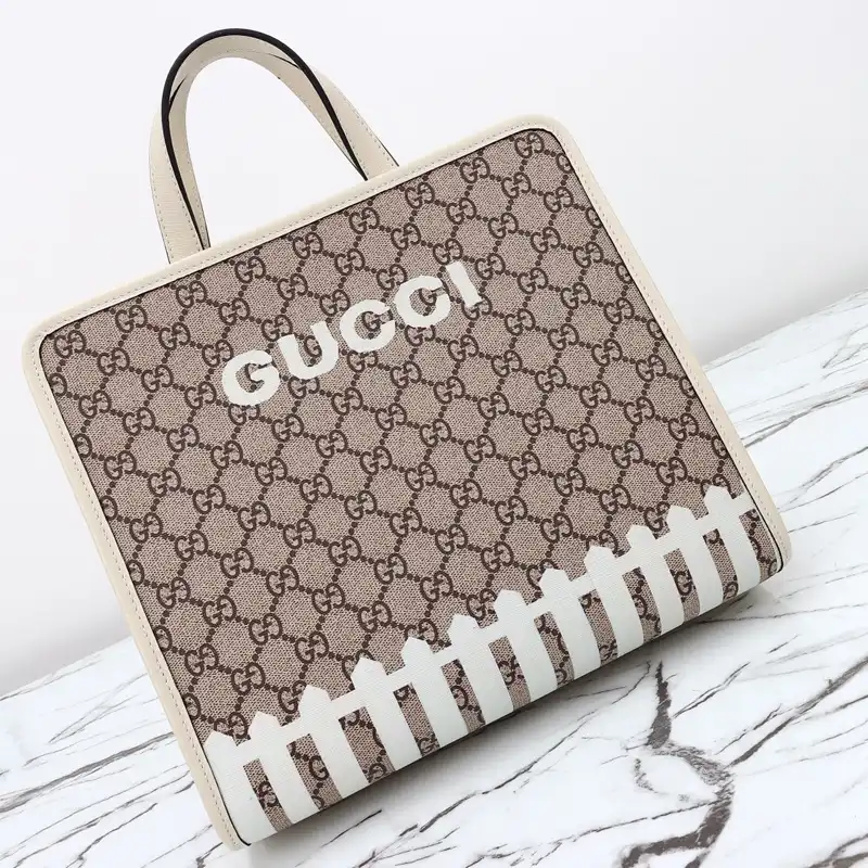 G*u*i bags 2409ya0135