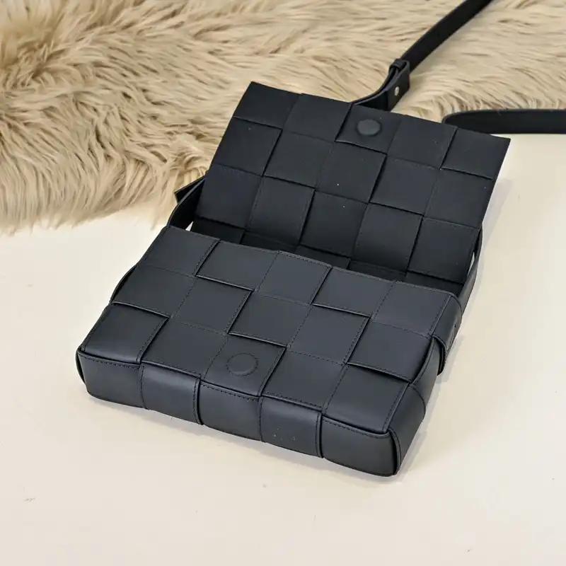 Bottega Veneta Bags 2411YA0128