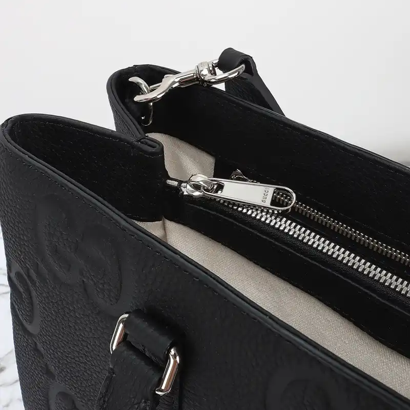 G*u*i bags 2411ya0193