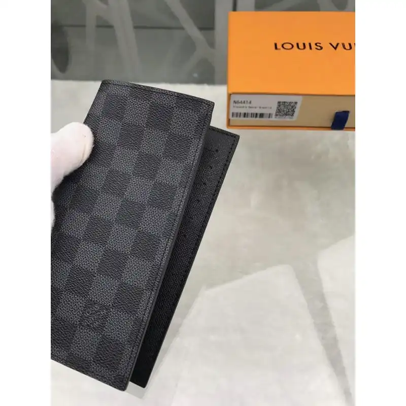 LV Bags 19T1L0532