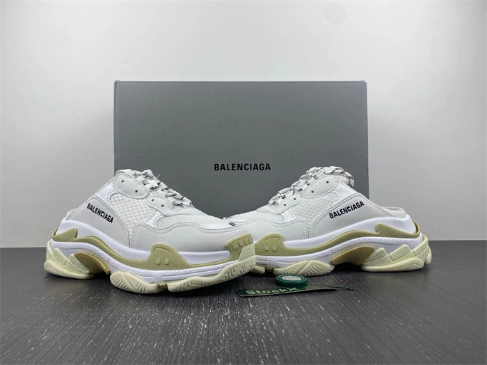 BALENCIAGA TRIPLE S 755686 W3SM2 SmartChoice 4374