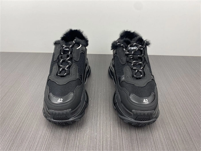 Breathable BLCG Triple S Fake Fur Black 668563 W3CQ5 4432