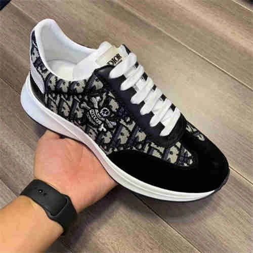DR Sneaker Unisex 1127