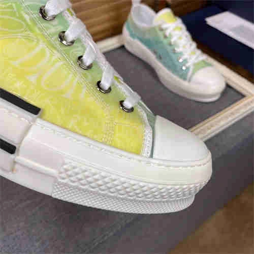 Timeless DR Sneaker 1184