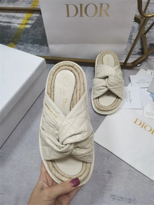 Dio Slipper GoAnywhere 5795