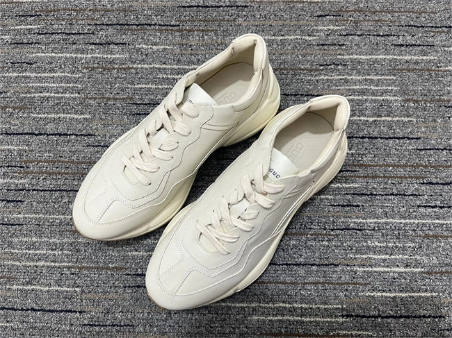 odorresistant G*u*i rhyton sneaker 261