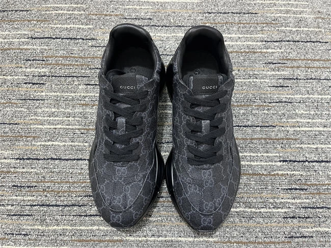 G*u*i rhyton sneaker original 275