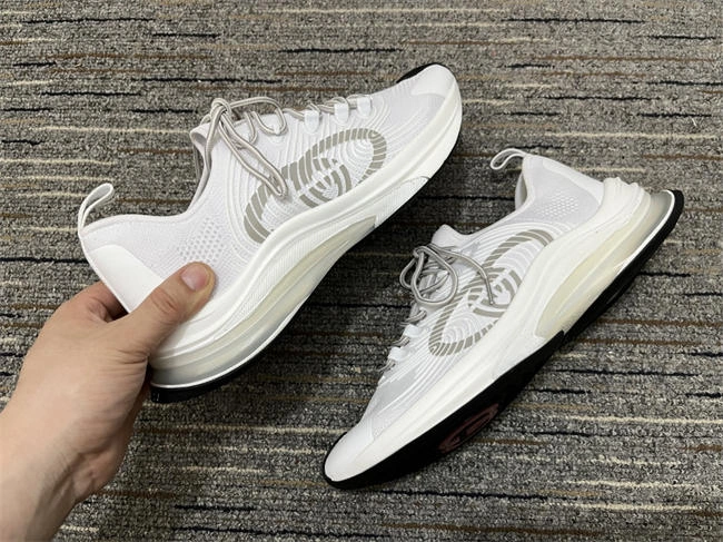 urbanstyle G*u*i runners 99