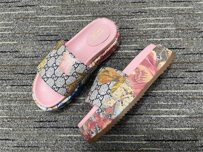 moisturewicking G*u*i slide 393