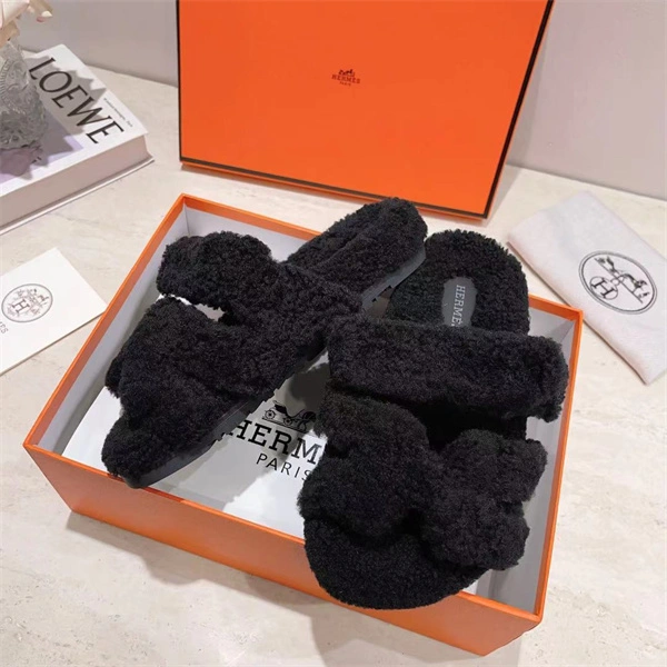 Efficient H Slipper 2380