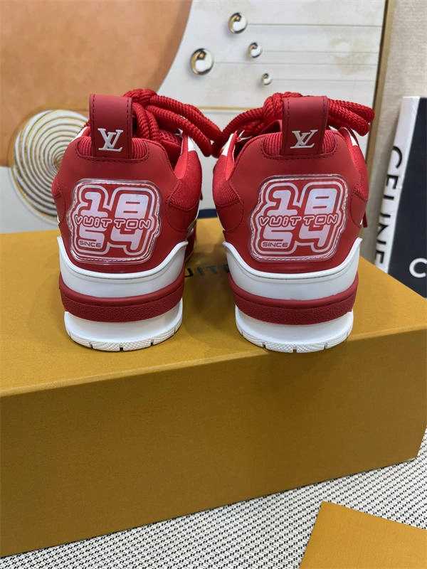 Modern Louis Vuitton 1749