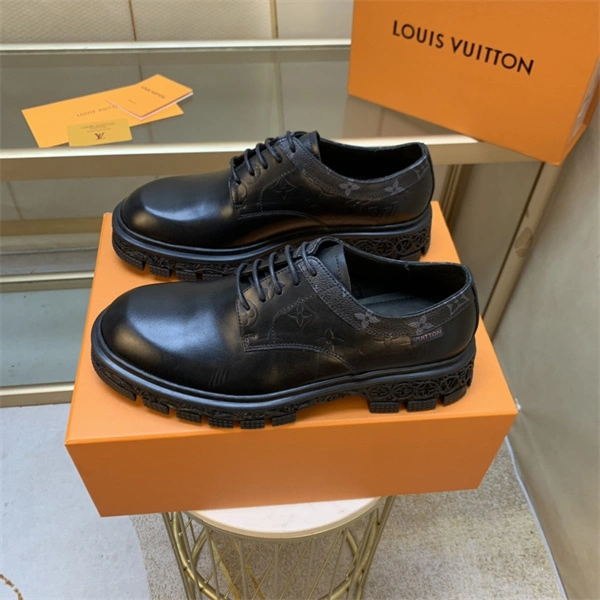 Lightweight Lv Loafer 1879