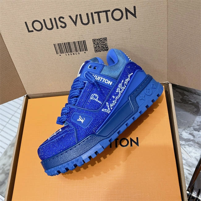 Lightweight Lv Trainer Sneaker 2076