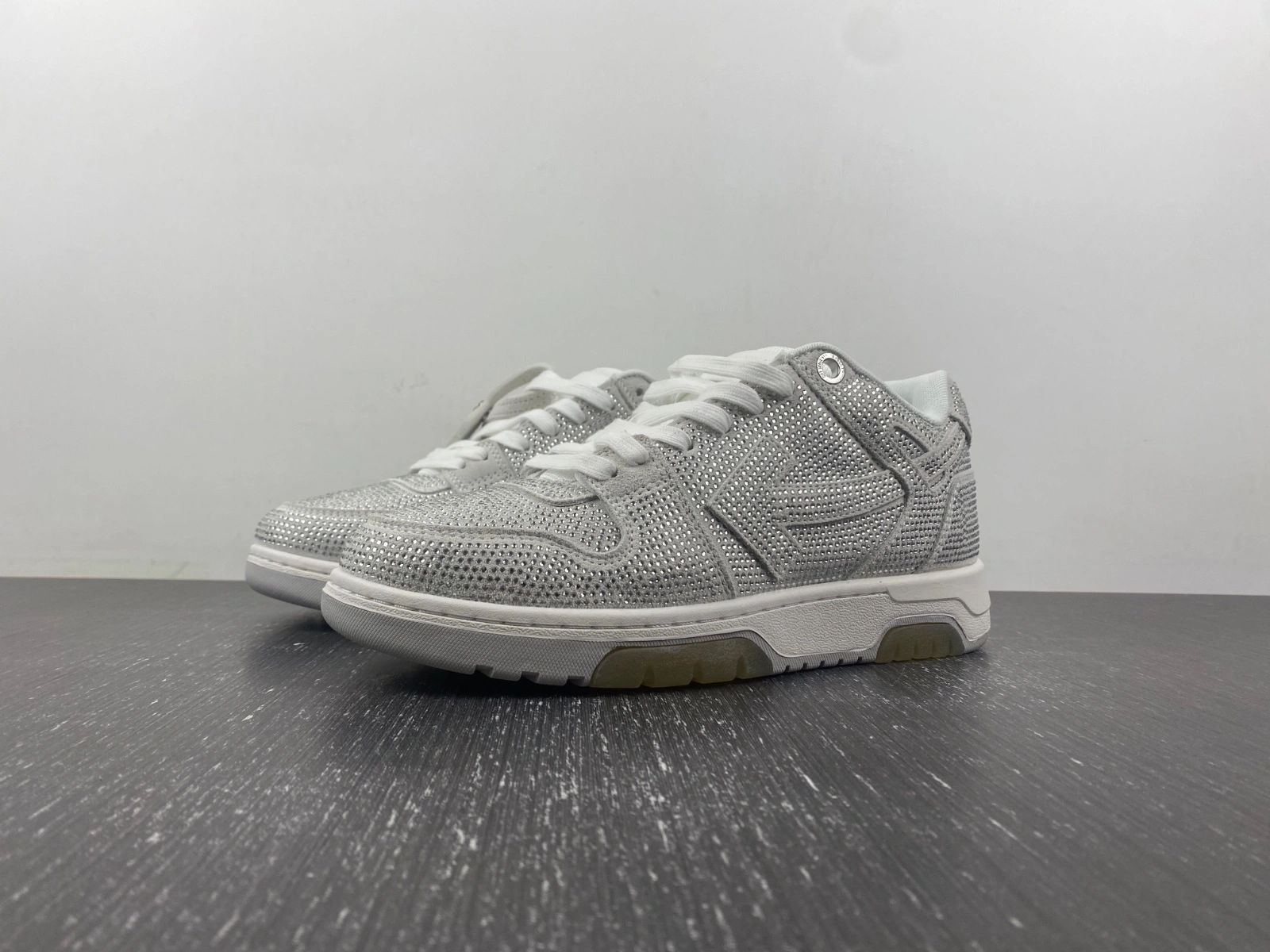 OFF-WHITE Out Of Office Lightweight 3138