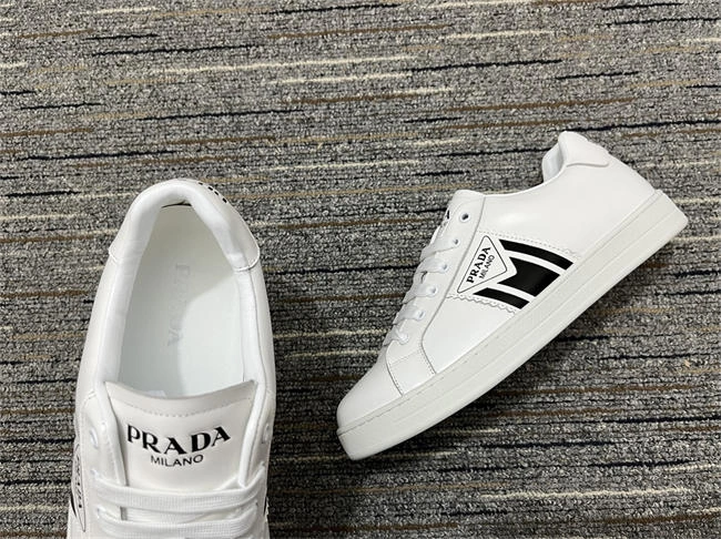 Prada Sneaker RelaxedFit 3374